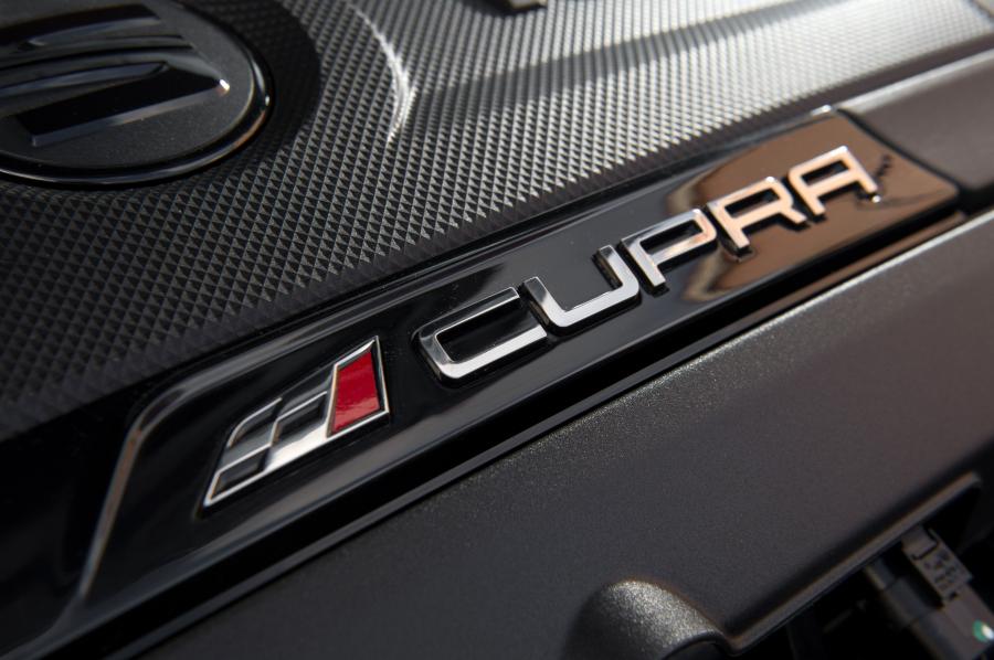  Seat Leon Cupra 2014 года  (UK) (фото 59 из 59)